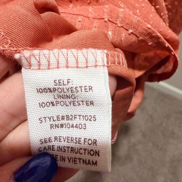 NWT blu pepper v neck women's blouse burnt orange size large - Picture 6 of 6